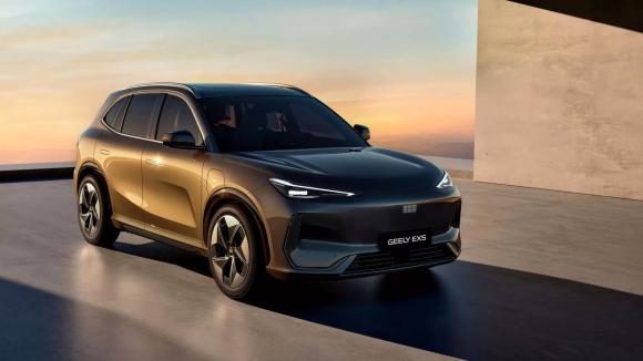 GEELY EX5  ПРО
